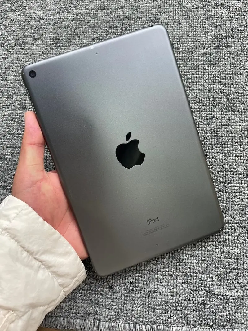 苹果iPad 11即将来袭，8GB RAM与AI功能引领新潮流