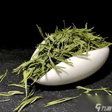 安吉白茶类别与色泽