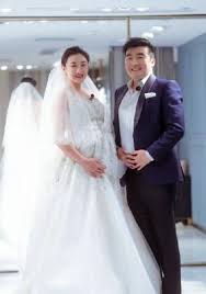 何雯娜老公谈婚礼背后究竟隐藏着怎样不为人知的隐情？