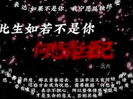 花美难敌她颜，此人仿若花中仙子下凡般惊艳！